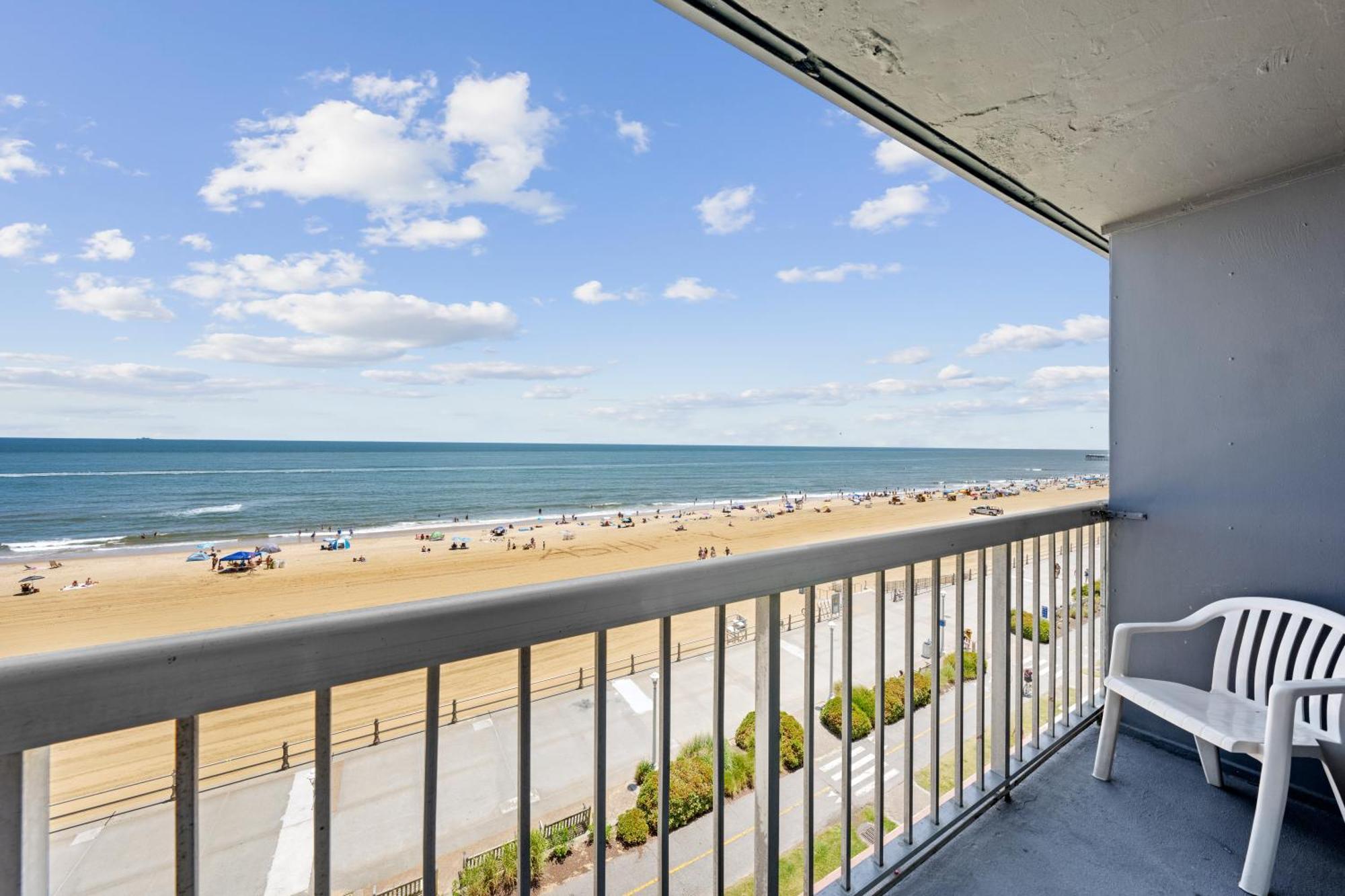 Surestay Studio By Best Western Virginia Beach Oceanfront Exterior photo